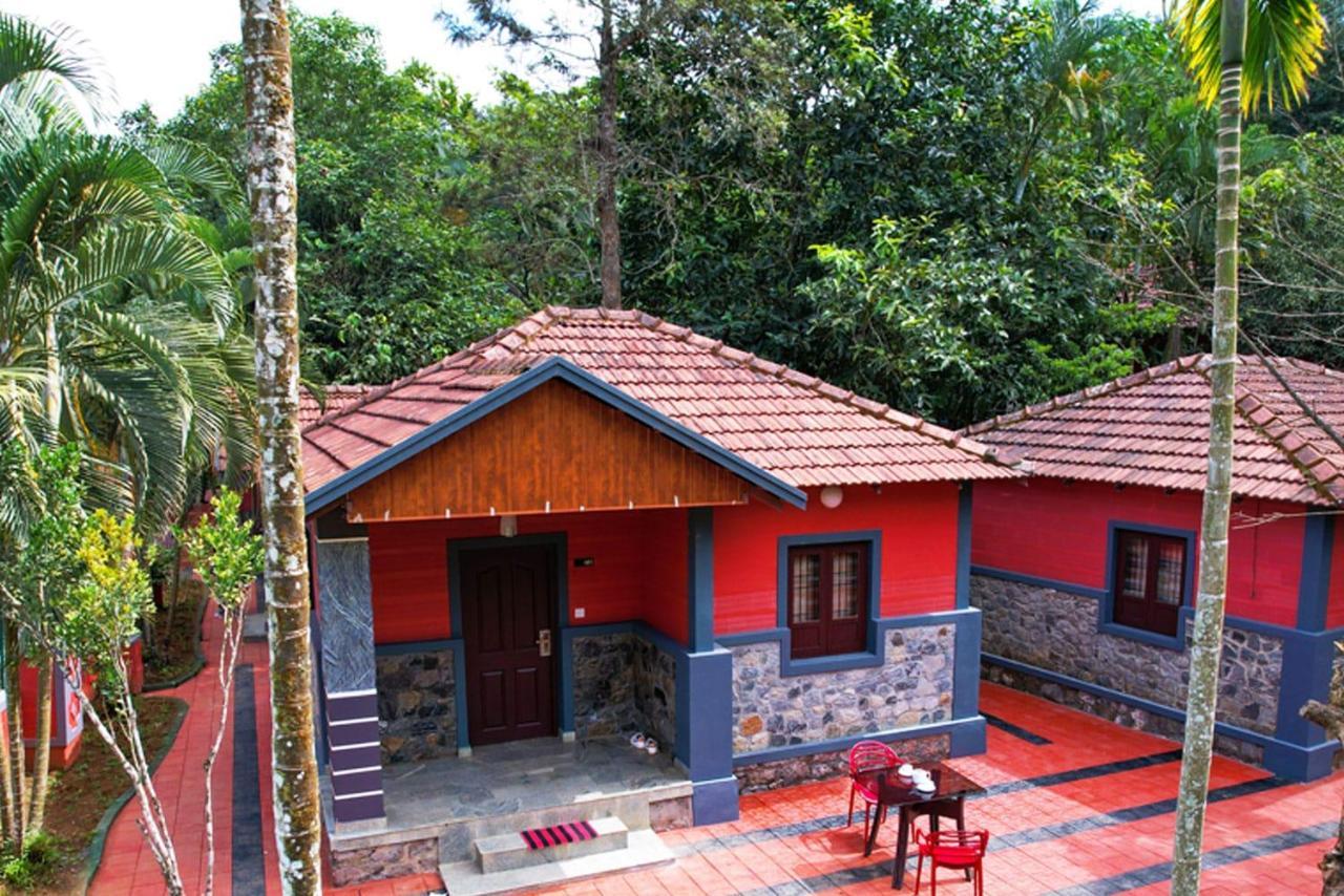 Clay Resort By Bestinn Leisure - Wayanad Padinjarathara Exterior photo