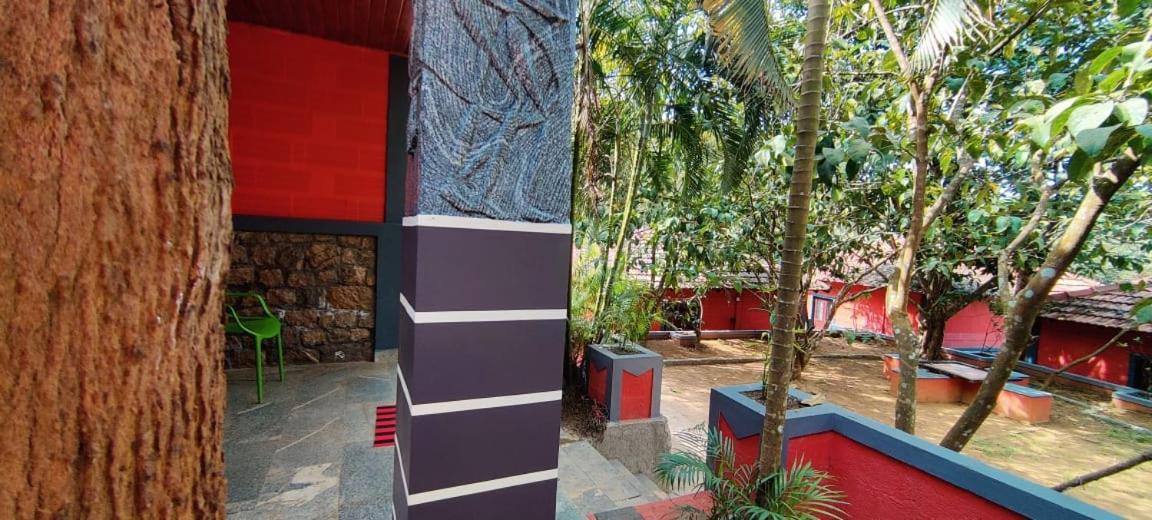 Clay Resort By Bestinn Leisure - Wayanad Padinjarathara Exterior photo