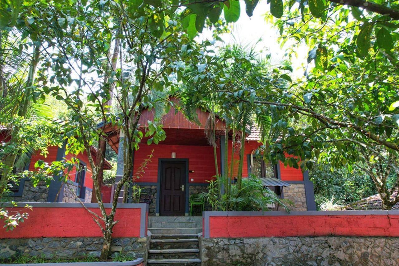 Clay Resort By Bestinn Leisure - Wayanad Padinjarathara Exterior photo